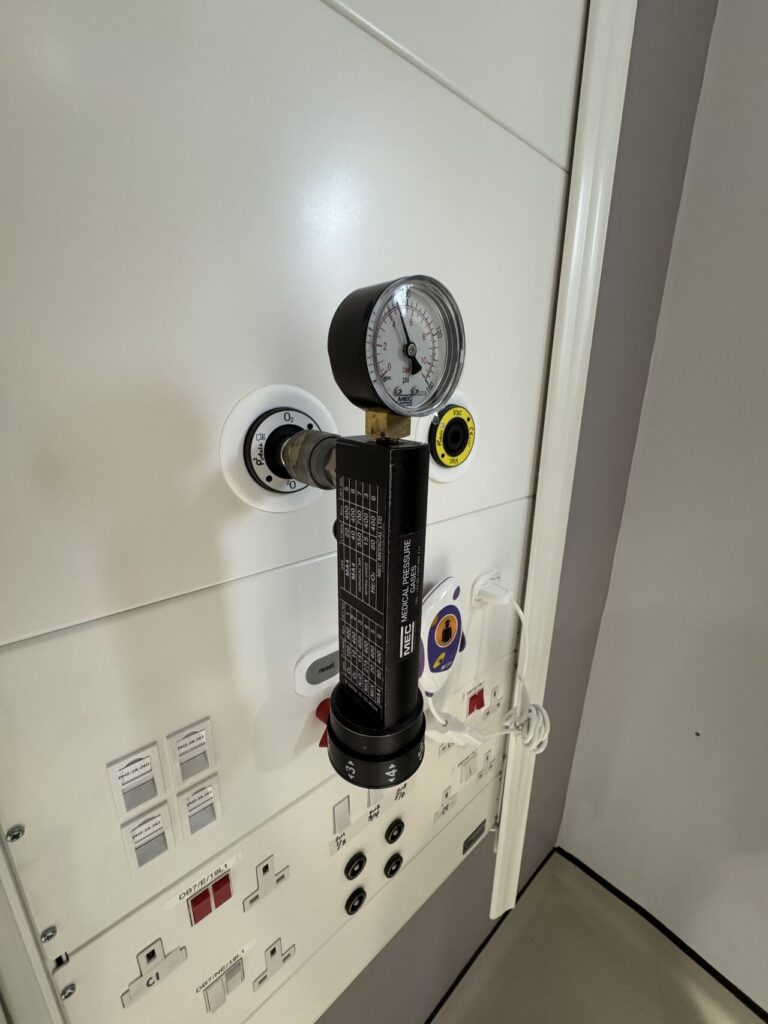 medical gas testing and commissioning